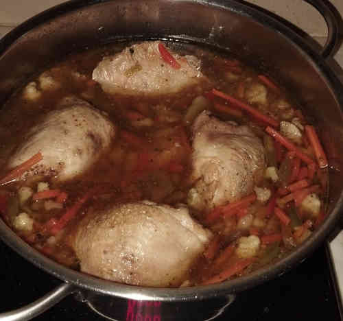 Schmorgeflügeleintopf