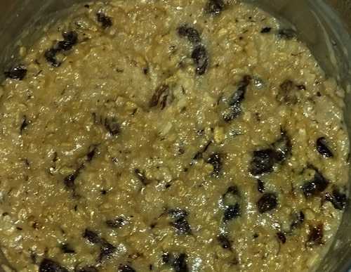 Rumfrüchte in Haferflockenkascha